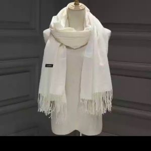 Scarfs